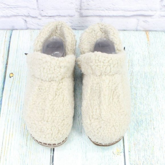 LL Bean Tan Wool Slip On Cozy Pile Fleece Lined Slipper Booties Size 8 M - Picture 5 of 9